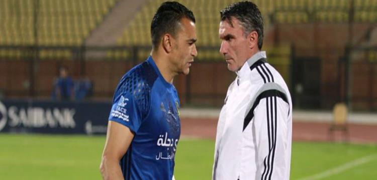عصام الحضرى وكارتيرون